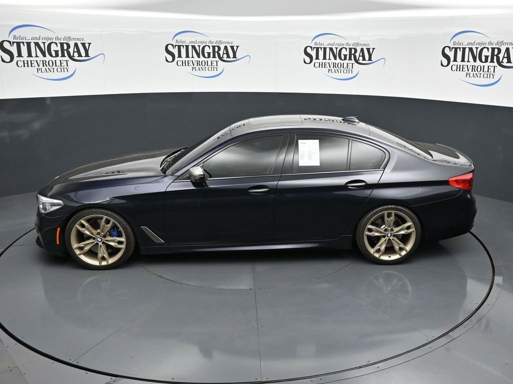 Used 2018 BMW M550i xDrive image 12