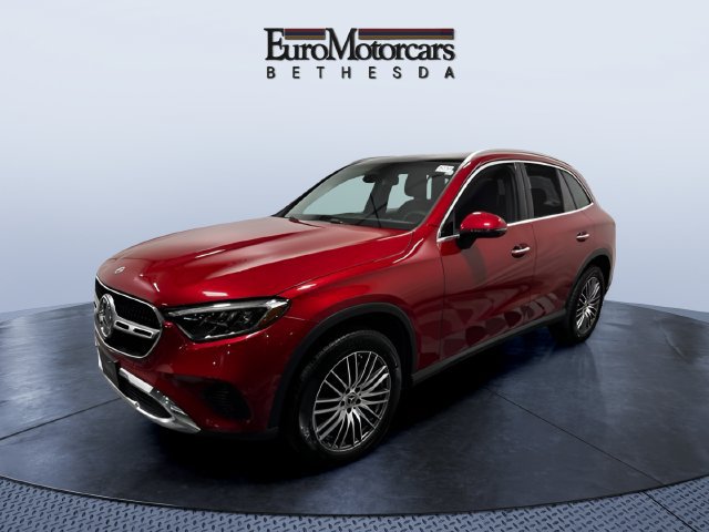 Used 2026 Mercedes-Benz GLC 300 4MATIC image 1