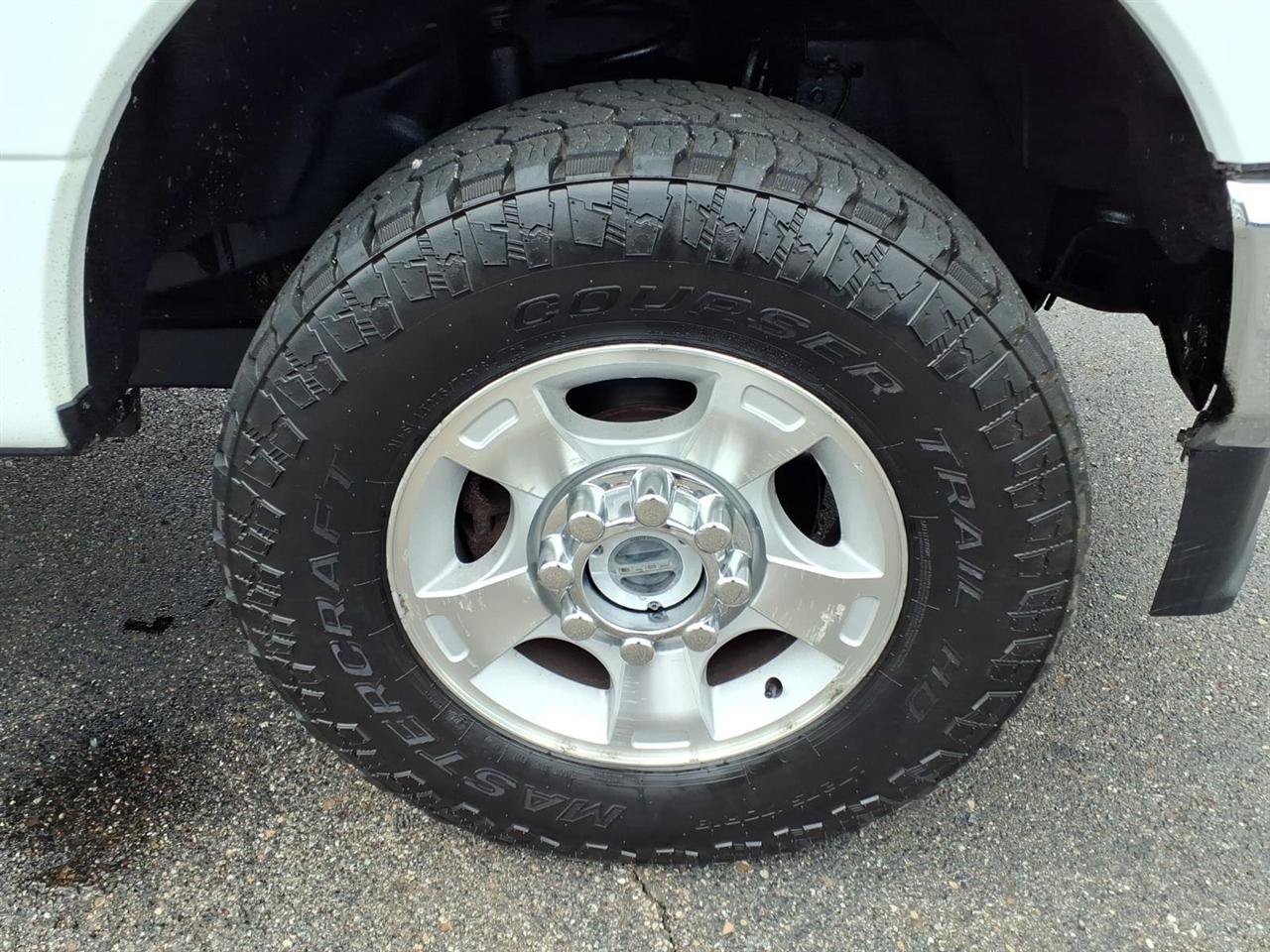 Used 2022 Ford F250 XL w/ Power Equipment Group AWD/4WD image 30