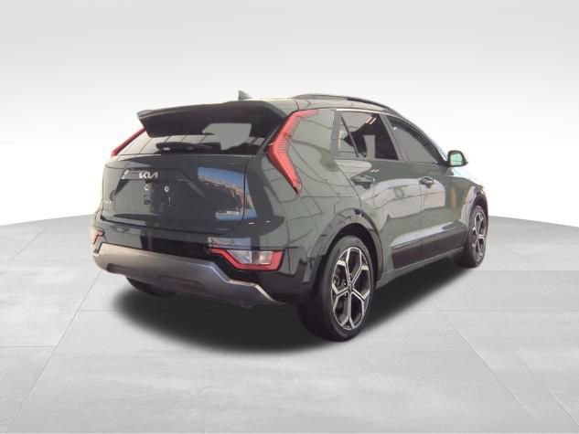 Used 2023 Kia Niro EX Touring FWD image 4