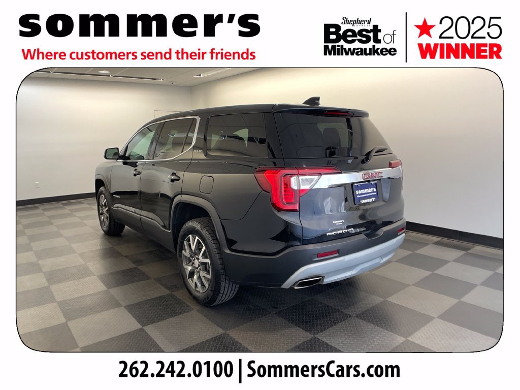 Used 2023 GMC Acadia SLE FWD image 3