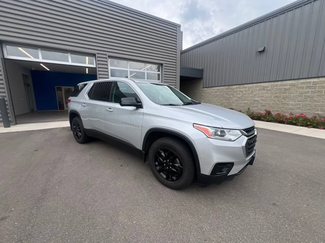 Used 2018 Chevrolet Traverse LS w/ LPO, Floor Liner Package FWD image 3