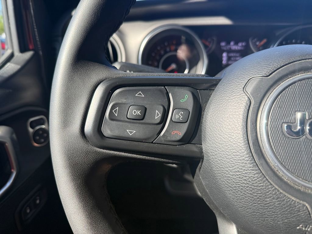 Used 2023 Jeep Gladiator Sport image 24