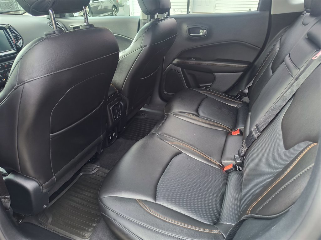 Used 2018 Jeep Compass Limited AWD/4WD image 31