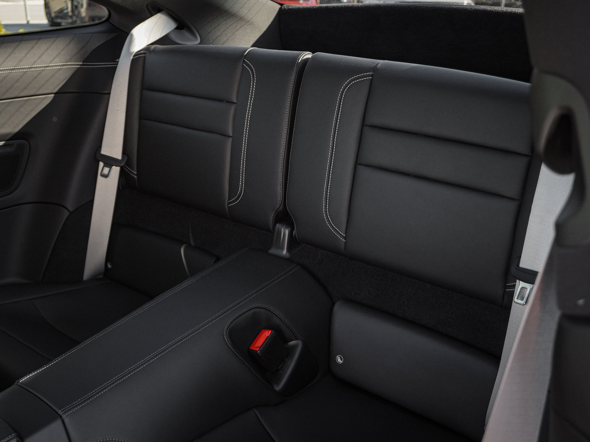 Used 2024 Porsche 911 Carrera S w/ Sport Package image 33