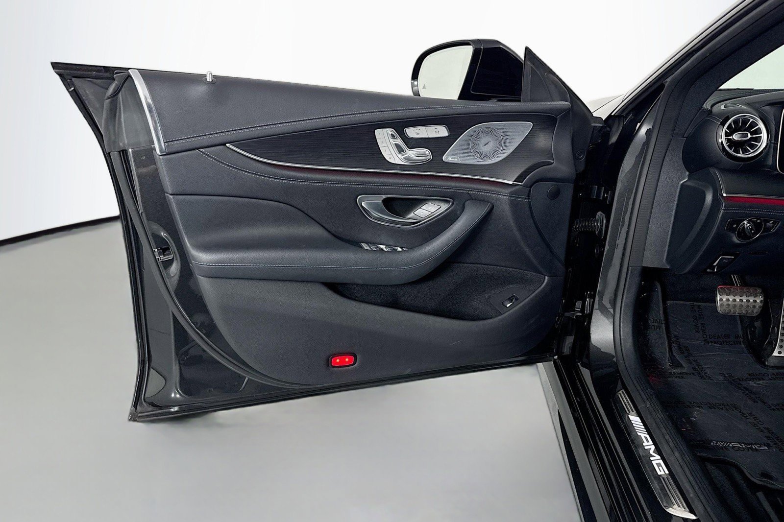 Used 2022 Mercedes-Benz AMG GT 43 image 21