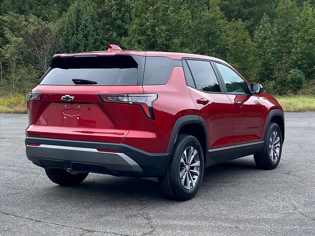 New 2026 Chevrolet Equinox LT w/ Convenience Package II image 3