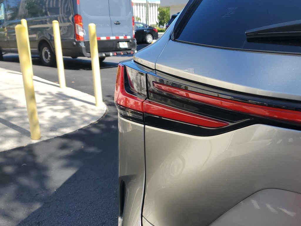 Used 2022 Lexus NX 350h AWD w/ Vision Package image 28