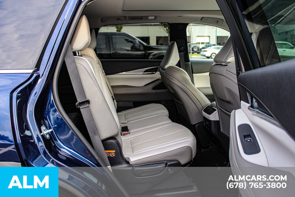 Used 2026 INFINITI QX60 Pure w/ Cargo Package FWD image 20