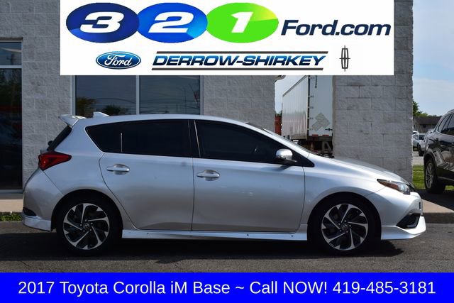 Used 2017 Toyota Corolla iM w/ Carpet Mat Package FWD image 3