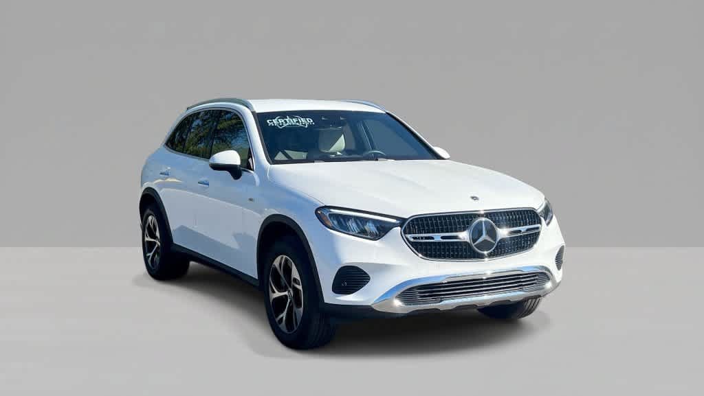 Certified 2025 Mercedes-Benz GLC 350e 4MATIC image 2