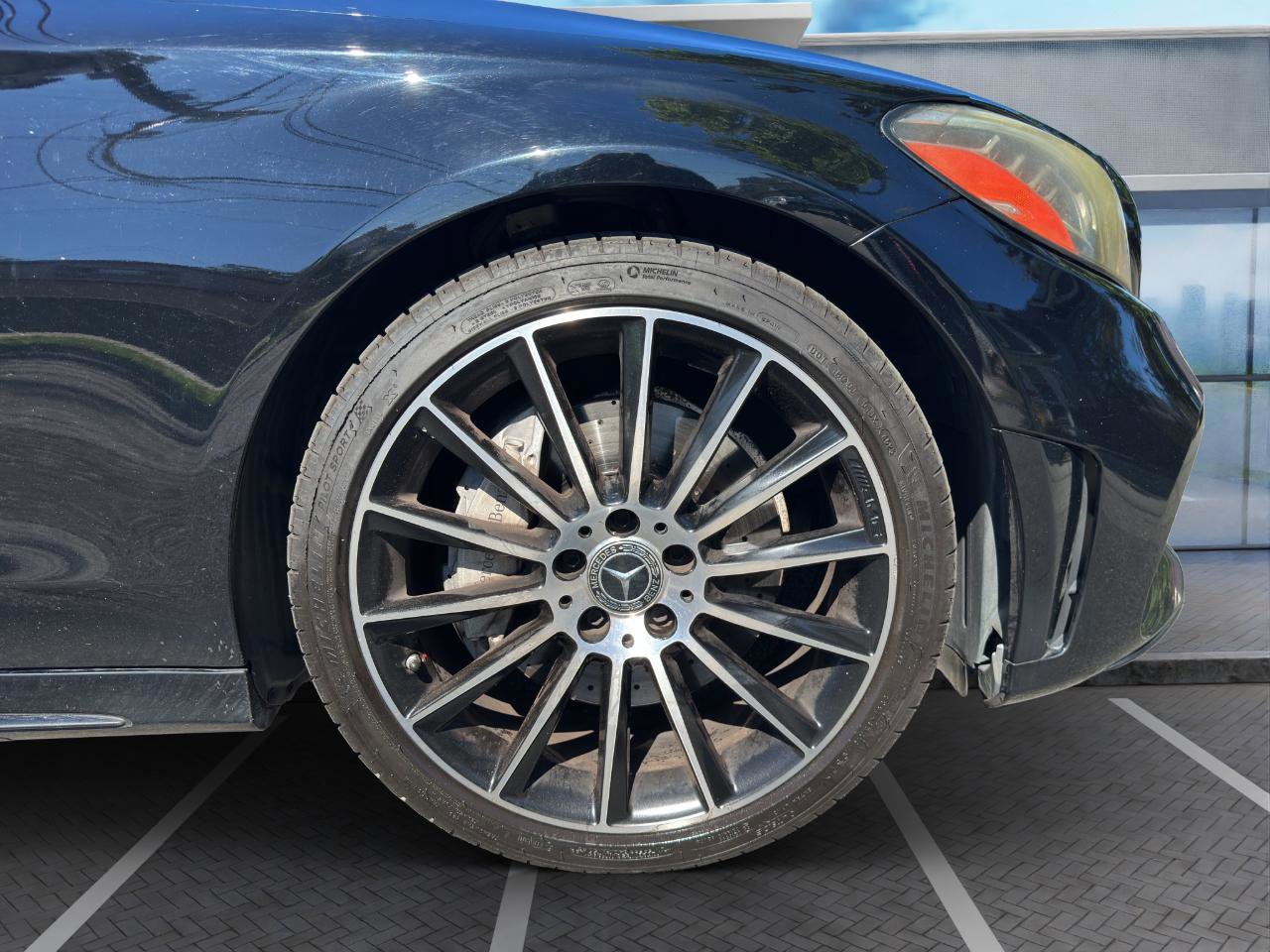 Used 2019 Mercedes-Benz C 300 Sedan w/ AMG Line image 25
