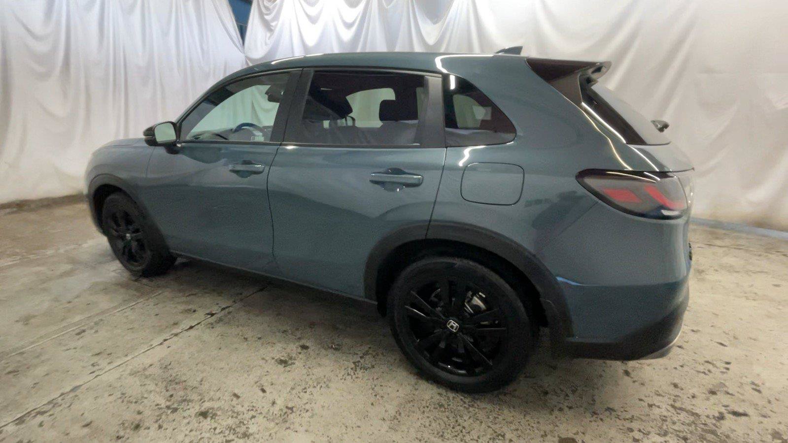 Used 2026 Honda HR-V Sport image 11