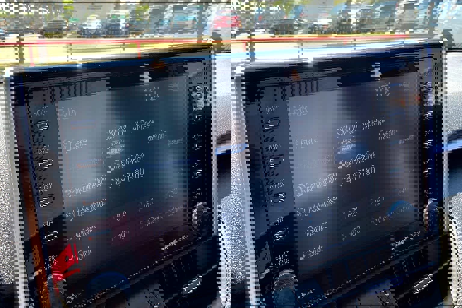 Used 2021 Toyota RAV4 XSE AWD/4WD image 34