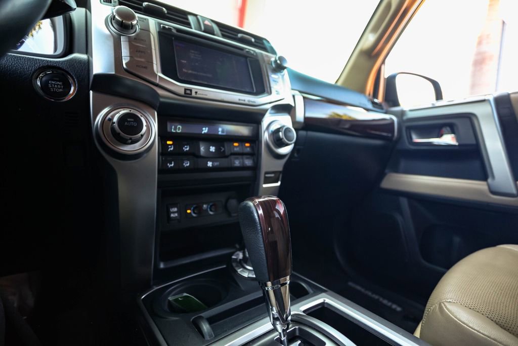 Used 2018 Toyota 4Runner Limited AWD/4WD image 41