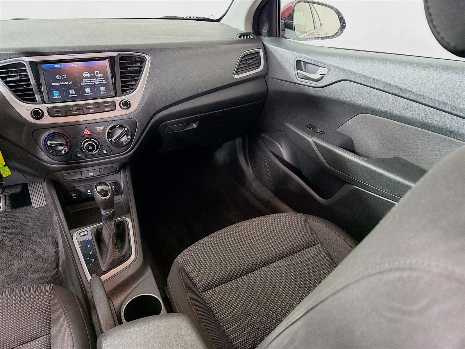 Used 2022 Hyundai Accent SEL FWD image 22