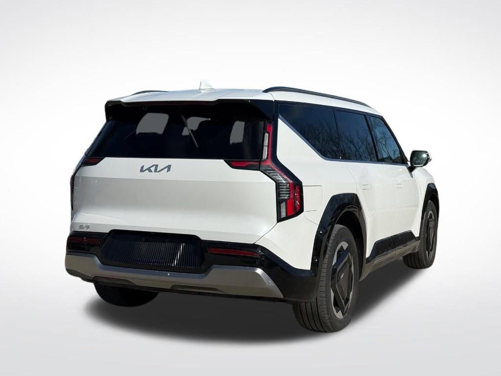 Used 2024 Kia EV9 Land video 3