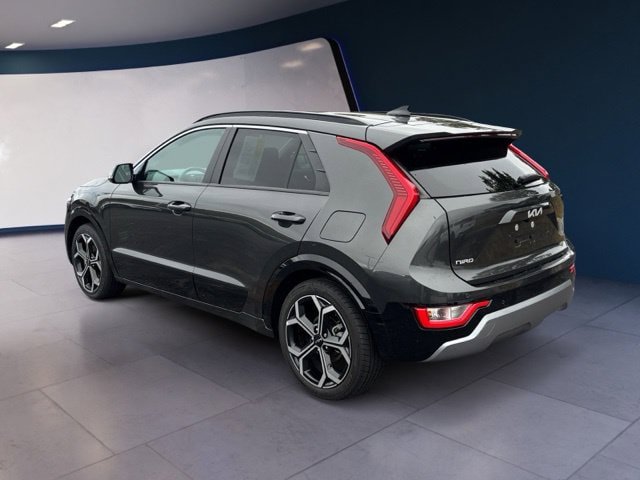 Certified 2023 Kia Niro EX Touring FWD image 3