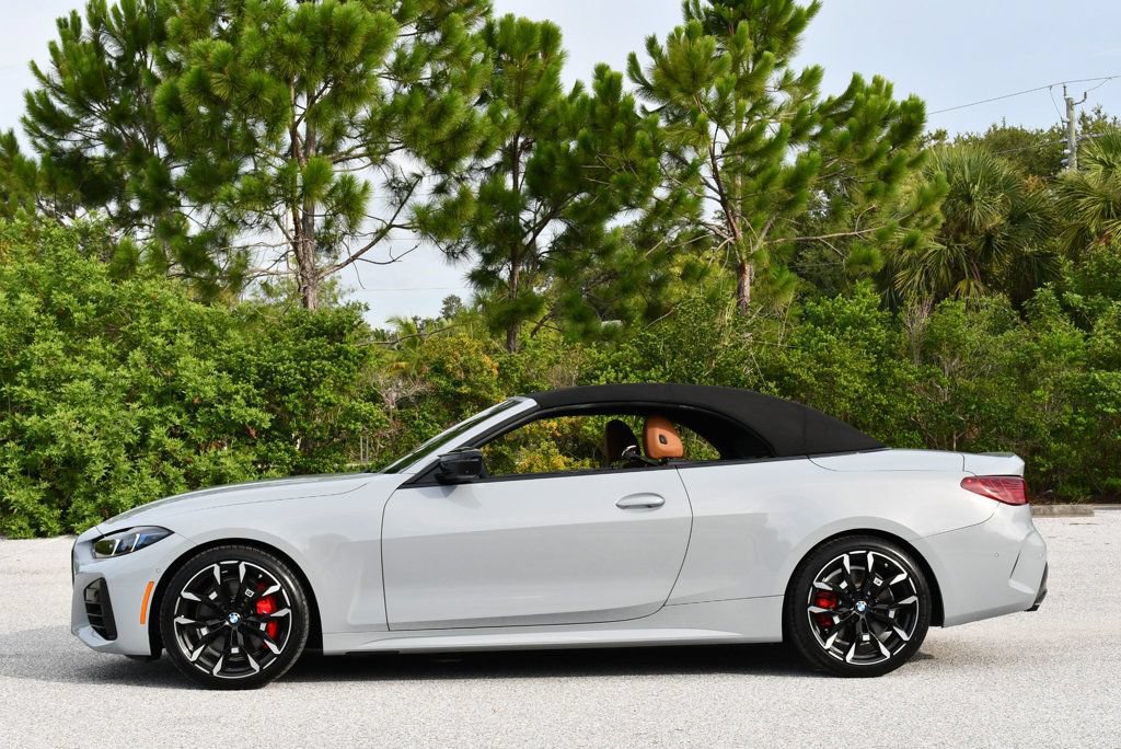 Used 2026 BMW M440i Convertible w/ Premium Package RWD image 41