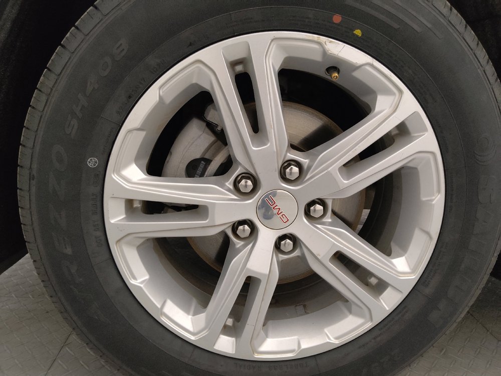 Used 2022 GMC Terrain SLE image 31