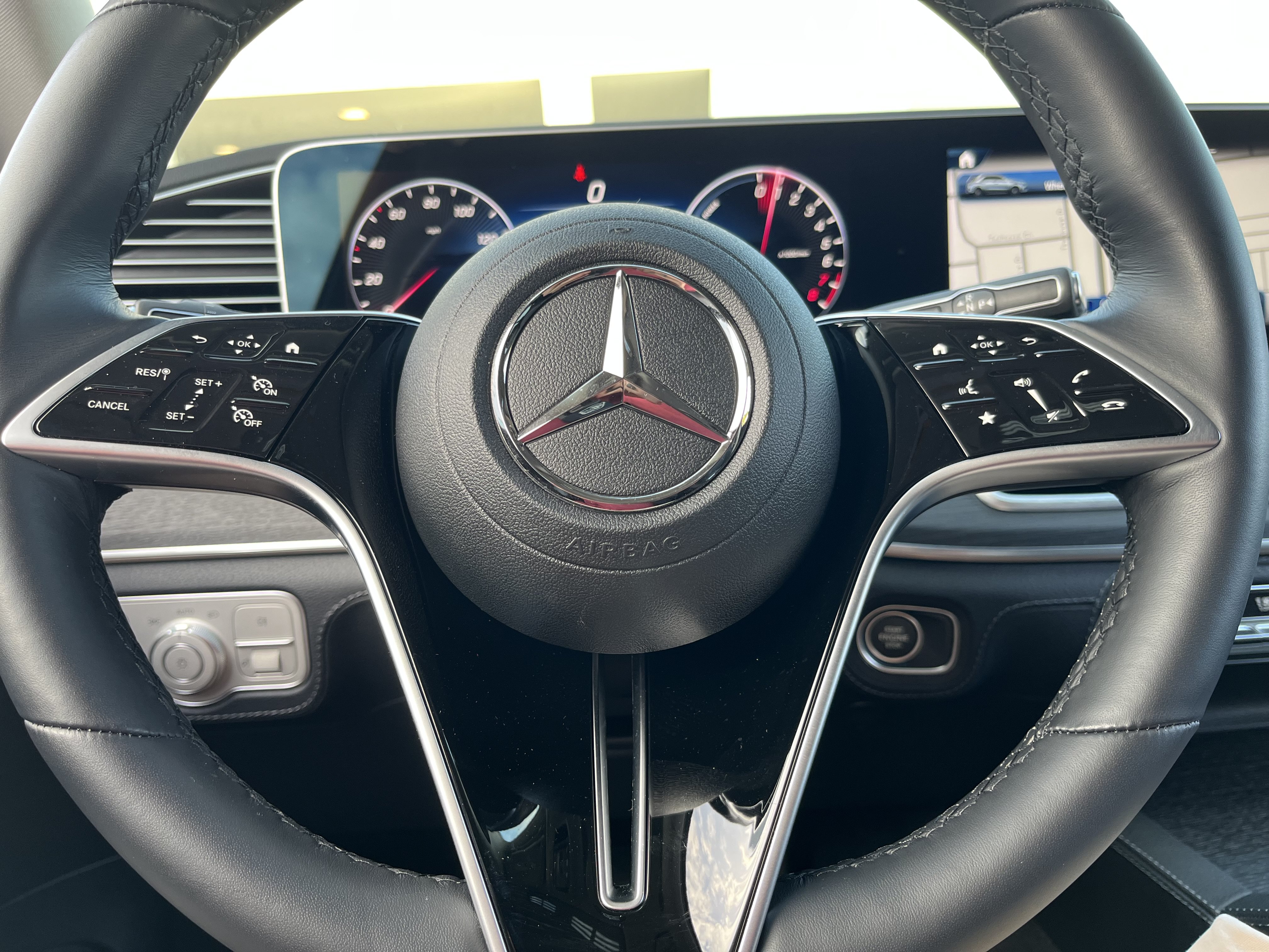 New 2026 Mercedes-Benz GLE 450e 4MATIC image 23