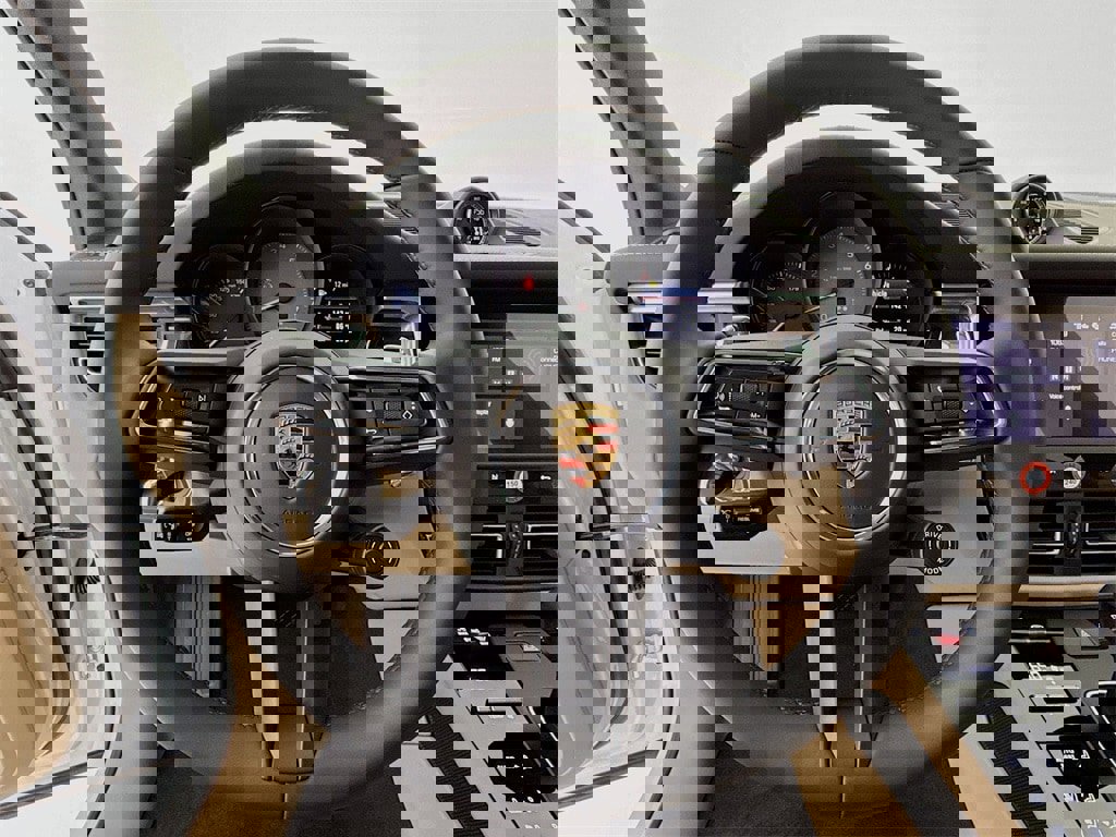 New 2026 Porsche Macan S image 16