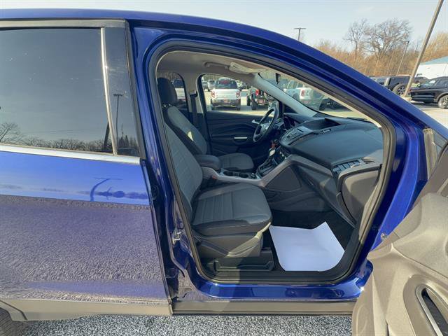 Used 2016 Ford Escape SE w/ SE Cold Weather Package AWD/4WD image 22