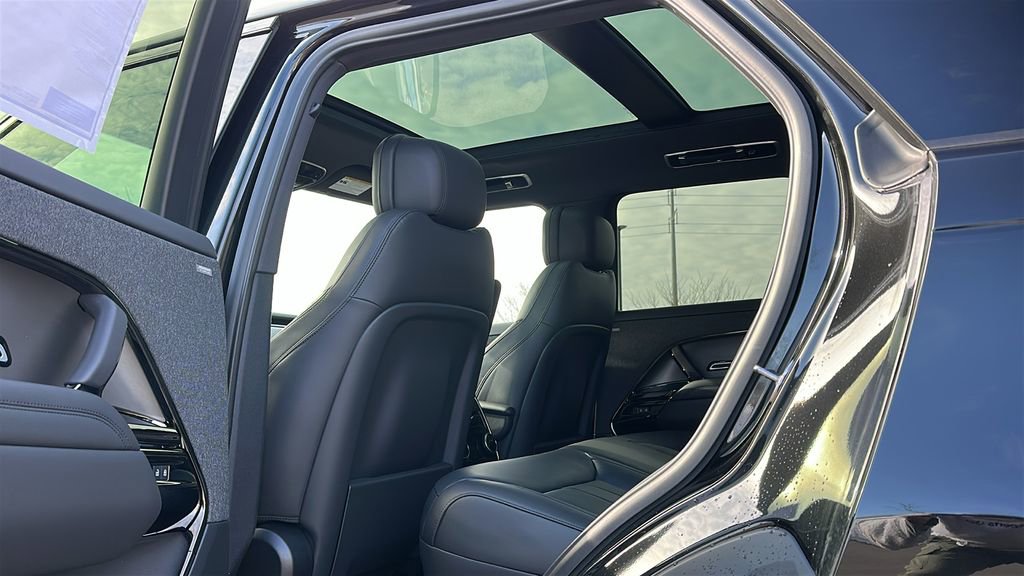 New 2026 Land Rover Range Rover Sport Dynamic SE image 21