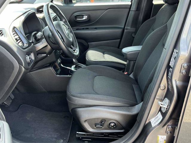 Used 2020 Jeep Renegade Altitude FWD image 13