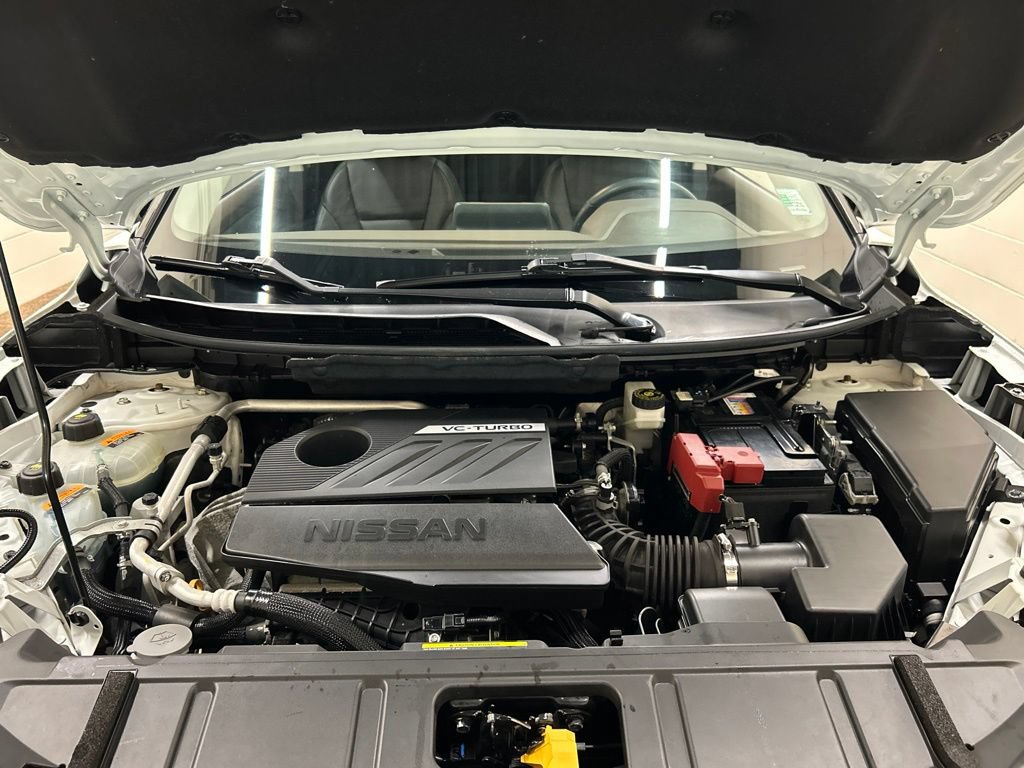 Used 2023 Nissan Rogue SL AWD/4WD image 12