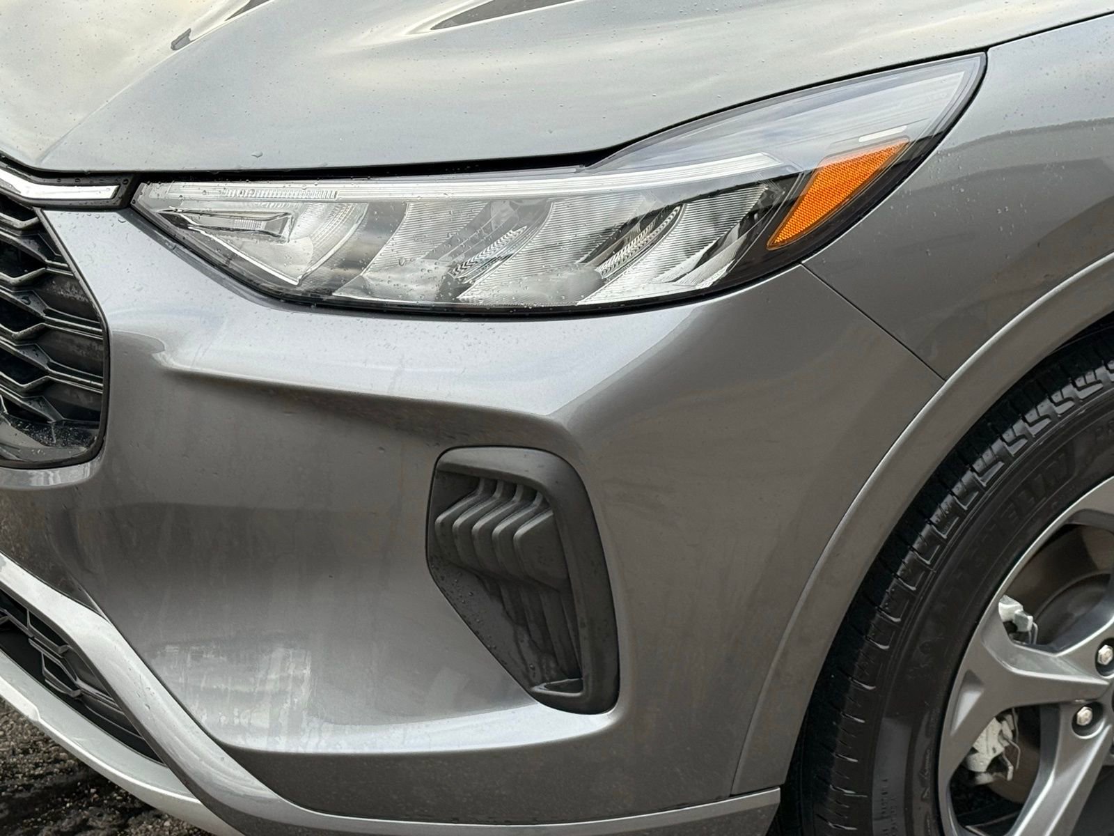 Certified 2023 Ford Escape ST-Line w/ Tech Pack #1 image 9