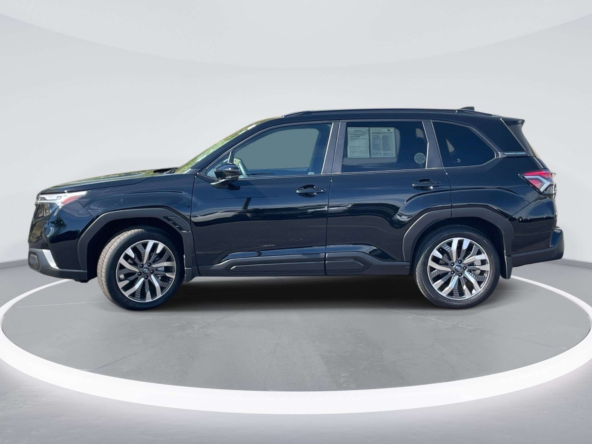 Certified 2025 Subaru Forester Touring w/ Protection Package AWD/4WD image 4
