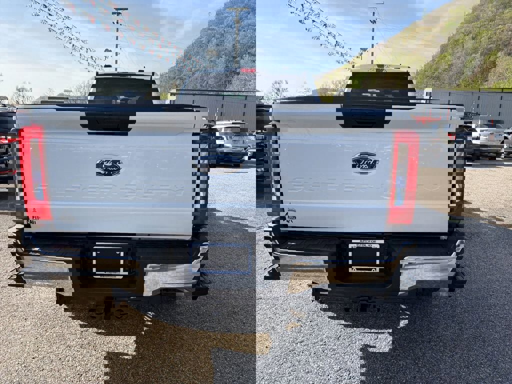 Used 2025 Ford F250 XLT image 5