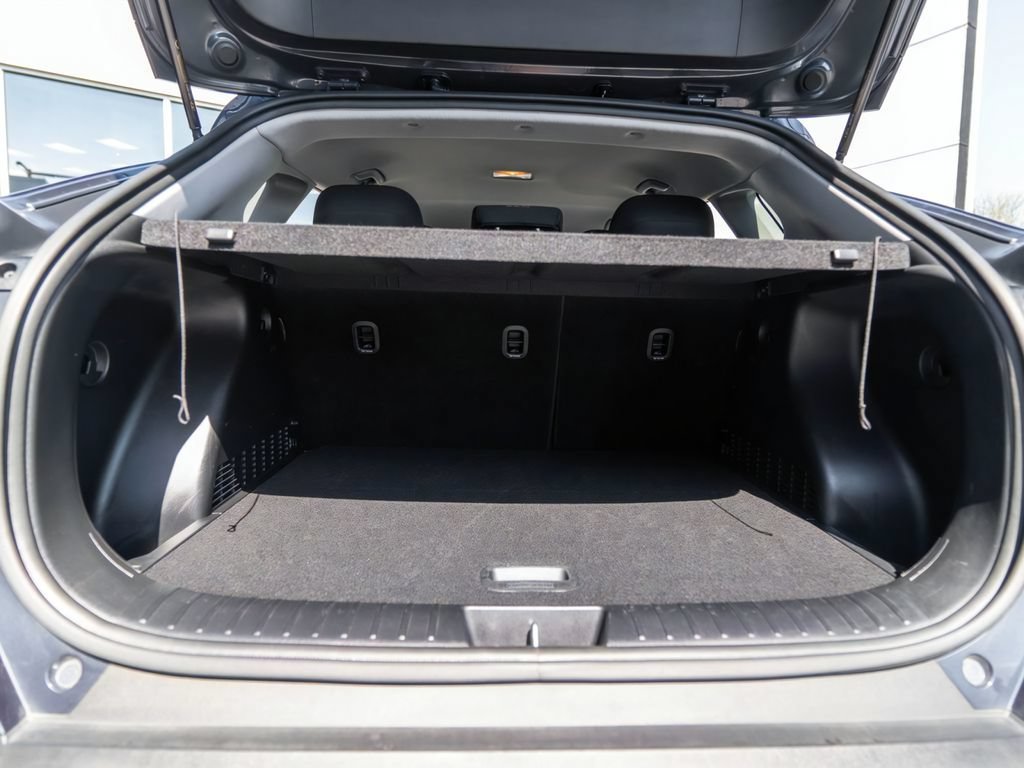 Used 2025 Hyundai Kona SEL FWD image 33