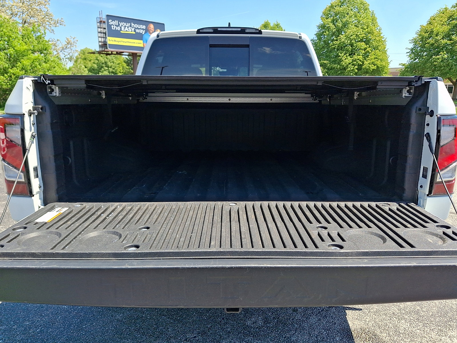 Used 2024 Nissan Titan PRO-4X w/ Pro-4x Convenience Package AWD/4WD image 31