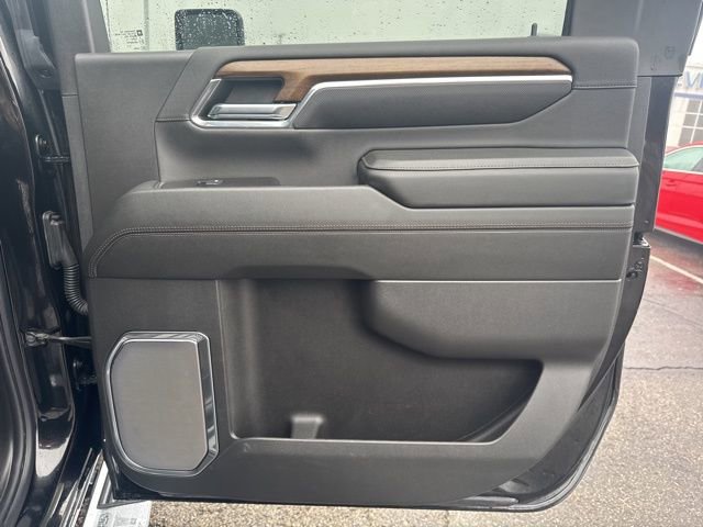 Used 2024 Chevrolet Silverado 2500 High Country image 26