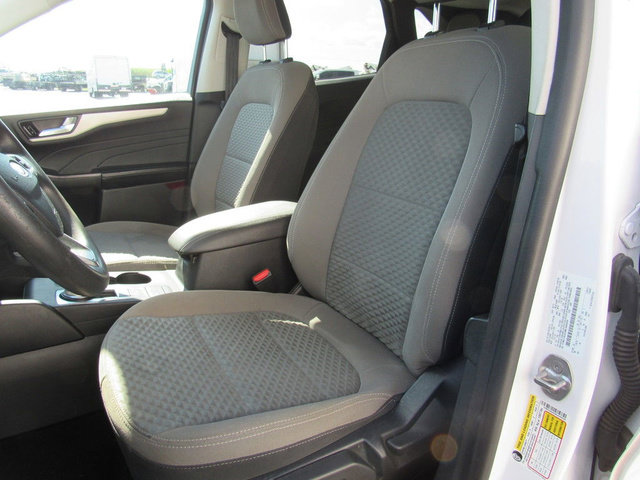 Used 2021 Ford Escape SE FWD image 26