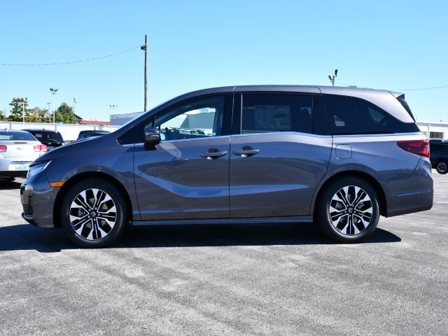 New 2026 Honda Odyssey Elite image 3