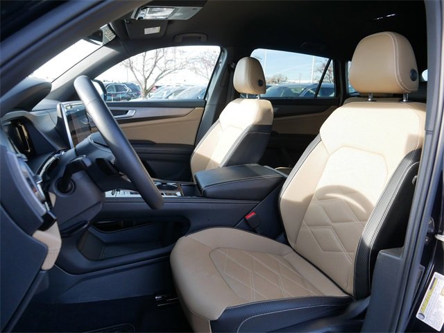 Certified 2024 Volkswagen Atlas Cross Sport SE image 14