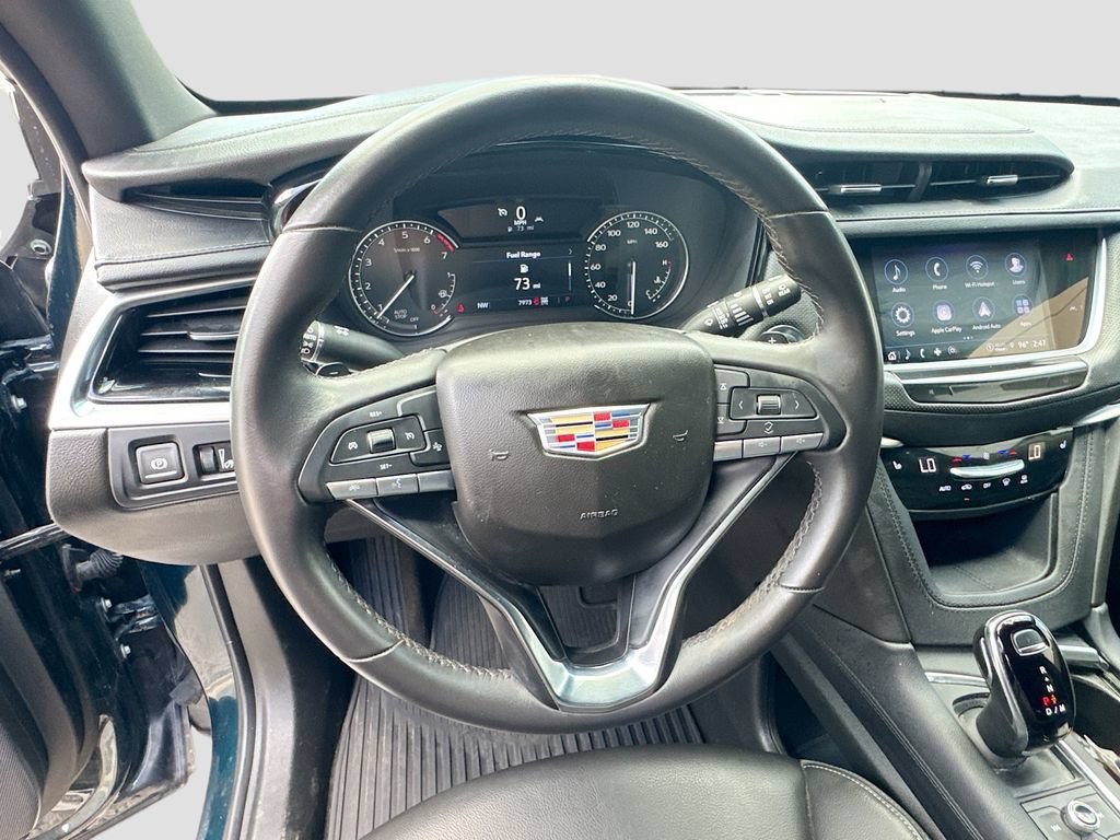 Used 2025 Cadillac XT6 Luxury AWD/4WD image 11