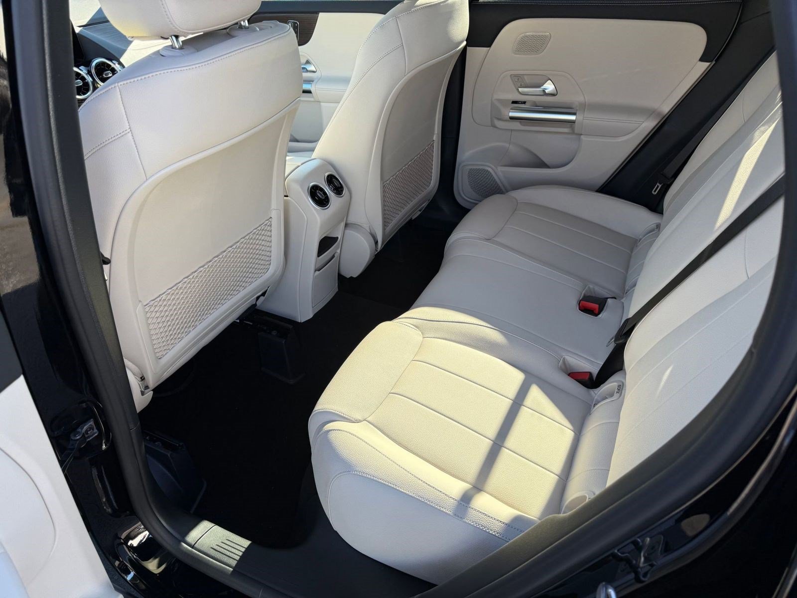 Used 2026 Mercedes-Benz GLA 250 image 14