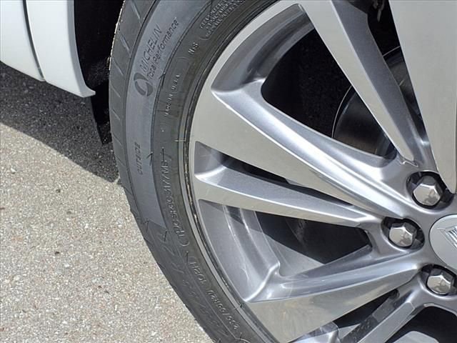 New 2025 Cadillac XT6 Premium Luxury image 15