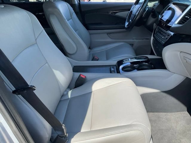 Used 2016 Honda Pilot Touring image 22