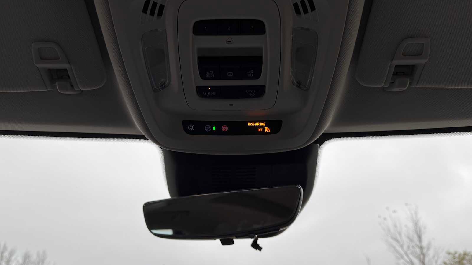 Used 2025 Buick Envision Avenir image 27