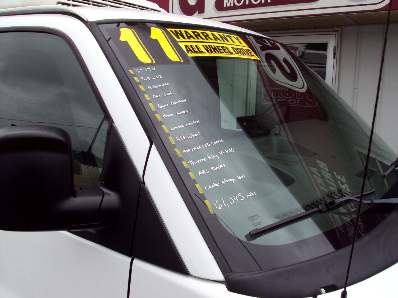 Used 2011 Chevrolet Express 1500 AWD image 38