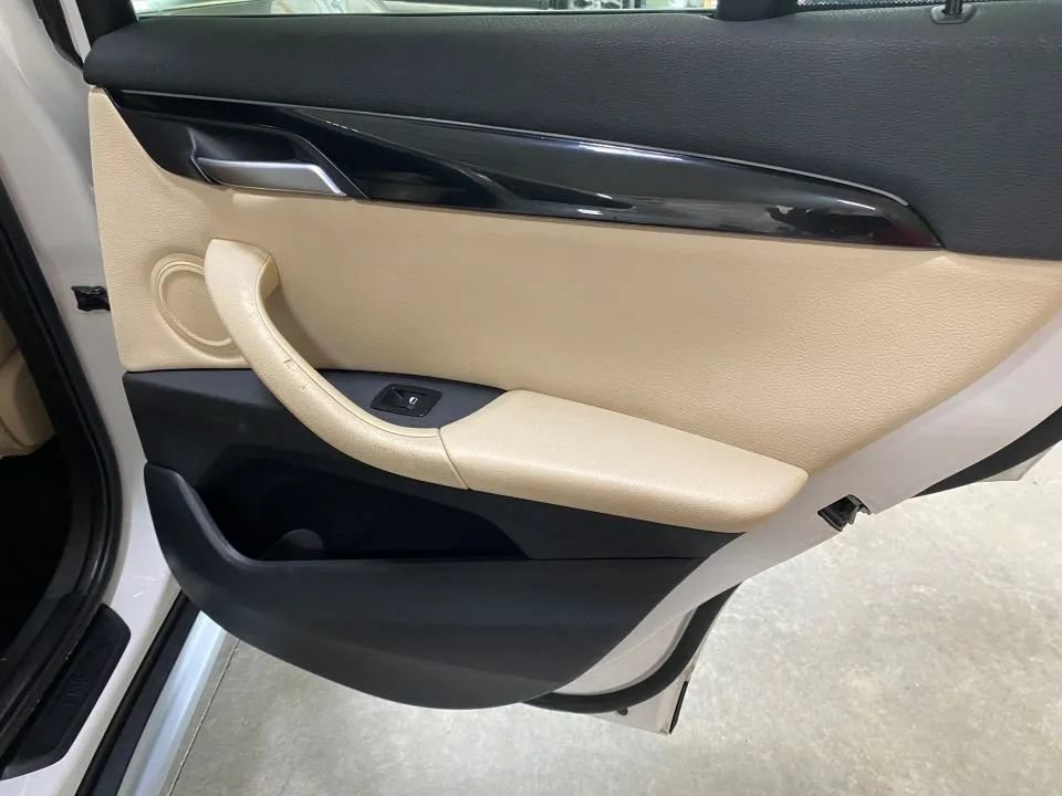 Used 2018 BMW X1 xDrive28i AWD/4WD image 36