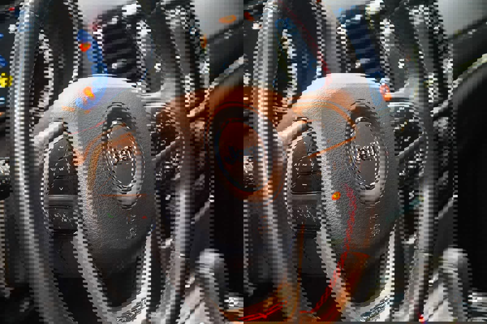 Used 2019 Jeep Grand Cherokee Trailhawk w/ Trailhawk Luxury Group image 21