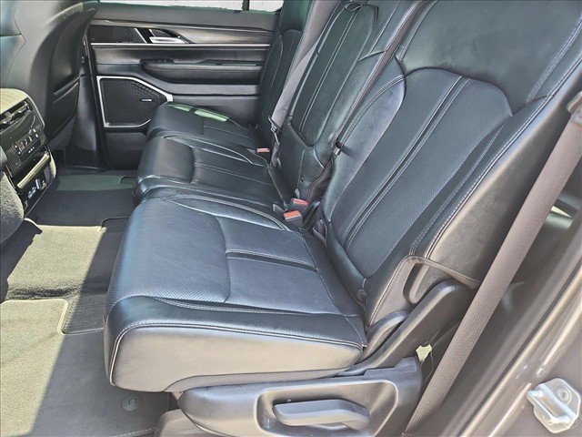 Used 2023 Jeep Wagoneer Series II w/ Premium Group I RWD image 20
