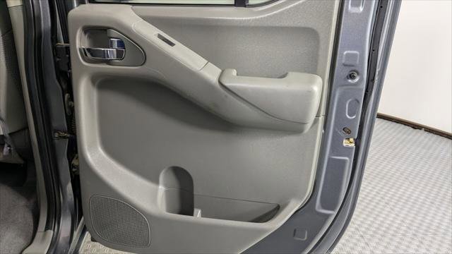 Used 2020 Nissan Frontier SV image 19