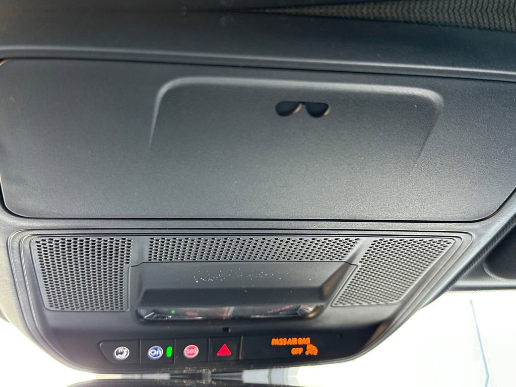 New 2026 Chevrolet Equinox LT w/ Convenience Package II image 21